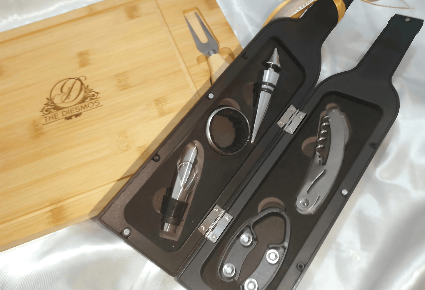 Personalized Engraved Bamboo Cheeseboard (2 Knives) and Wine Tool Set