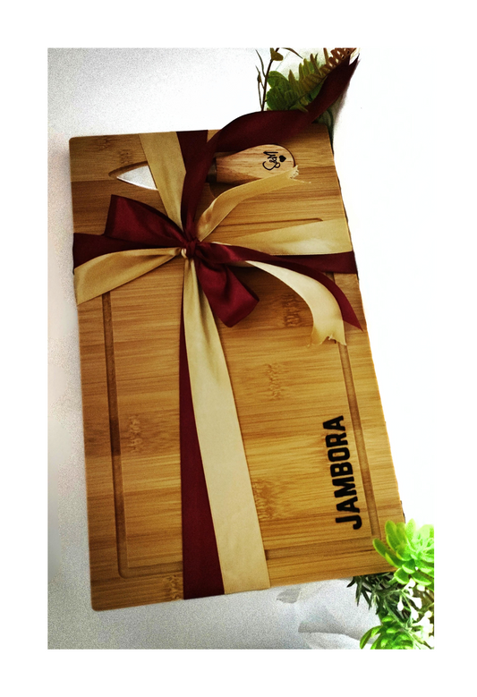Personalized Engraved Bamboo Cheeseboard (1 Knife)
